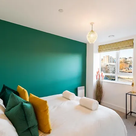 Centre - Free Parking - Stylish 2 Bedroom 公寓 *