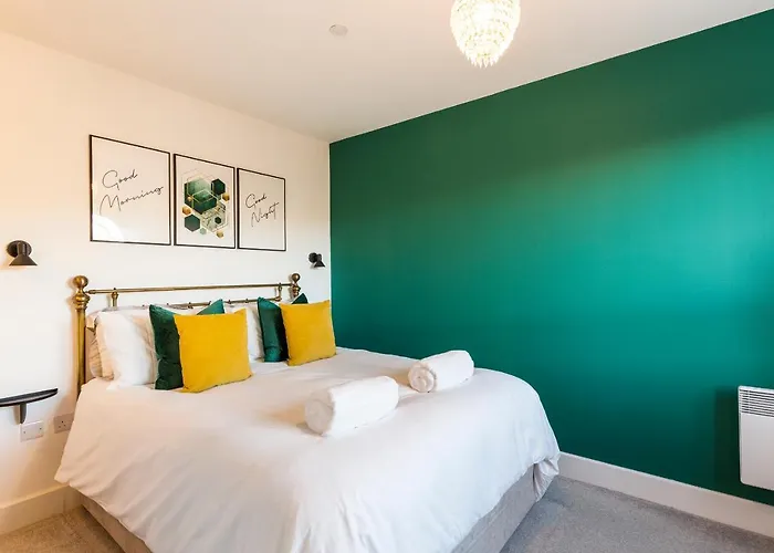 Centre - Free Parking - Stylish 2 Bedroom Apartman